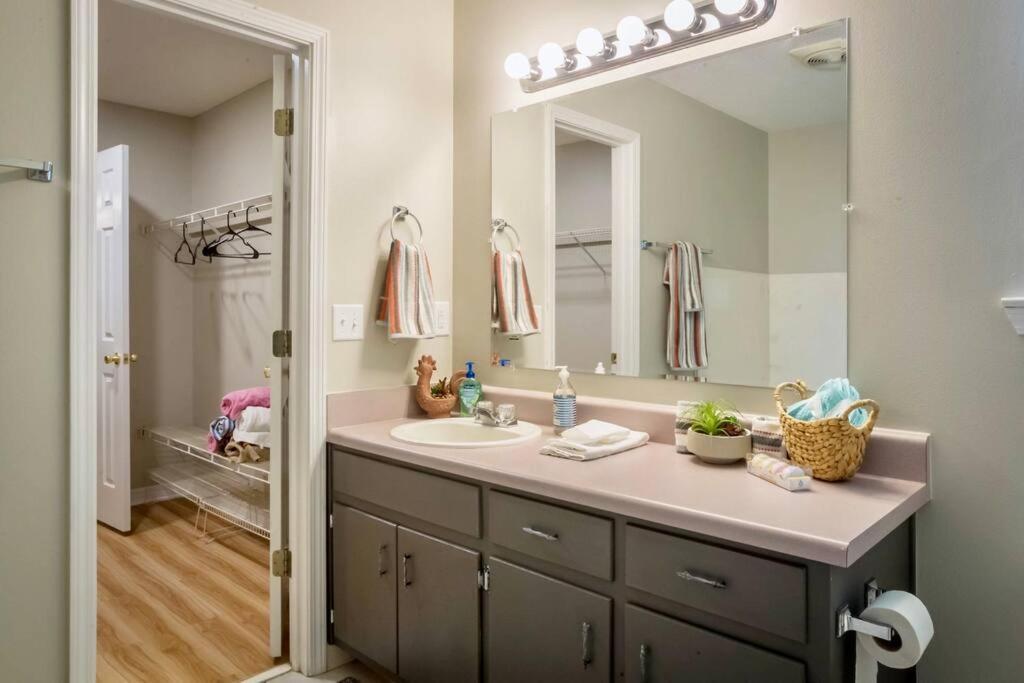 Life'S A Breeze - Updated 3Br 5Min To Pcola Beach Gulf Breeze Eksteriør billede